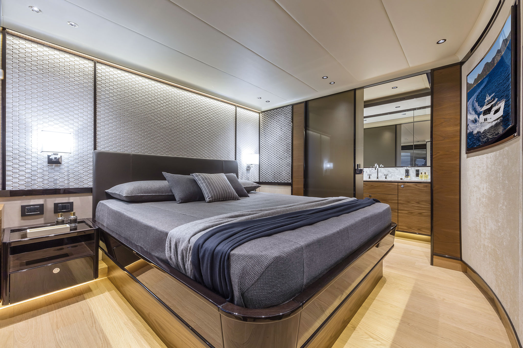 Absolute-Navetta-68-18-yachts-france-174